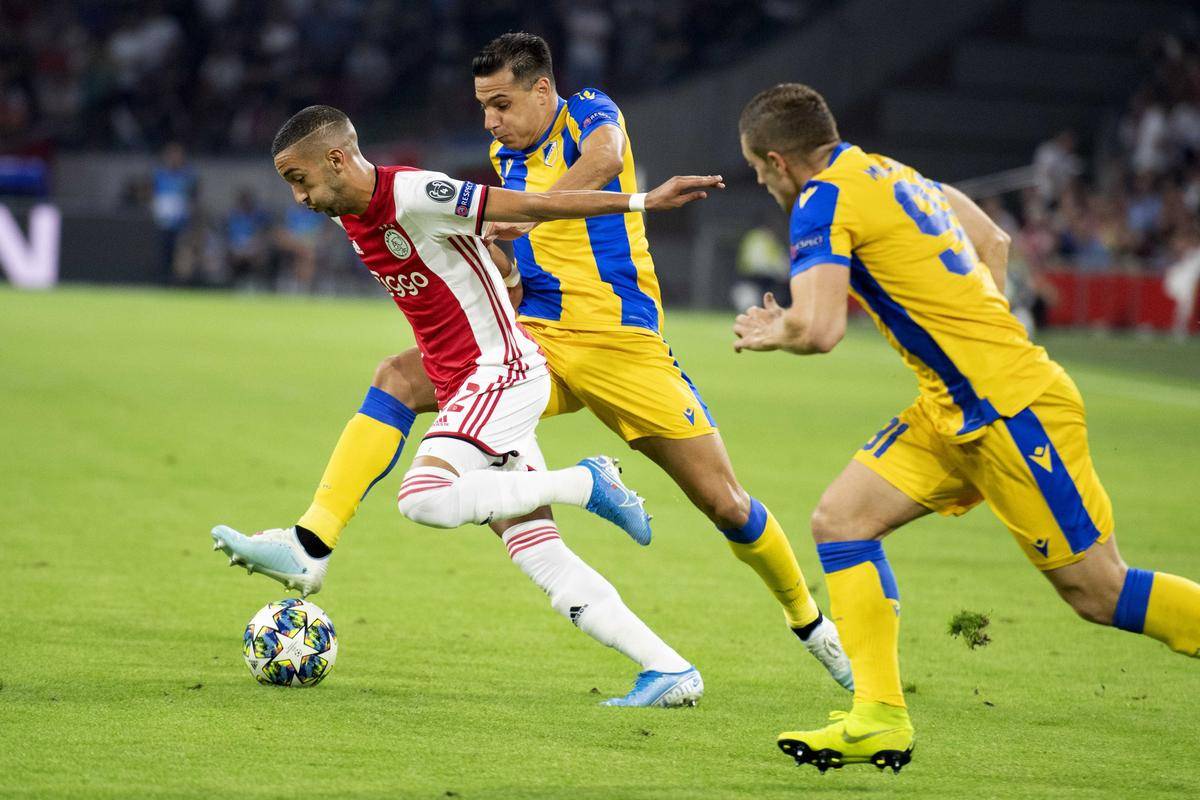 赛前全明星赛焦点战，阿贾克斯内部沟通，更衣室稳定，赛季目标并未改变的简单介绍爱游戏官方入口