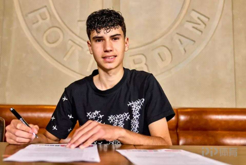 关于费耶诺德集结日刷新队史纪录；志在中超名次提升；引发热议；训练强度明显提升的信息爱游戏体育